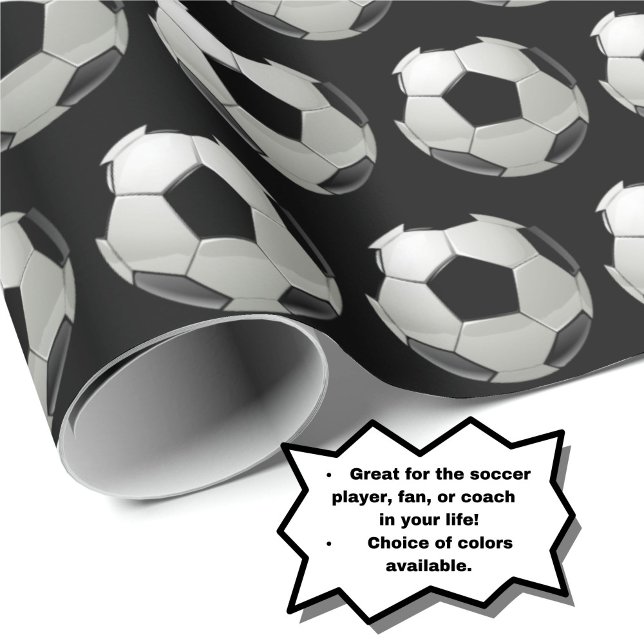 Fun Soccer Ball Muster auf schwarz Geschenkpapier (Choice of colors available.)