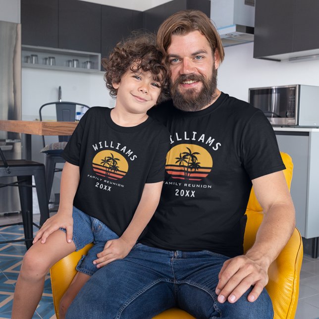 Fun Tropical Beach Family Wiedersehen Sommerurlaub T-Shirt (Von Creator hochgeladen)