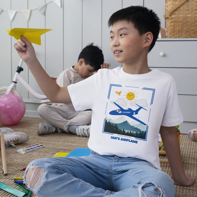 Fun und Adorable Kid's Name Flugzeug T-Shirt (Von Creator hochgeladen)