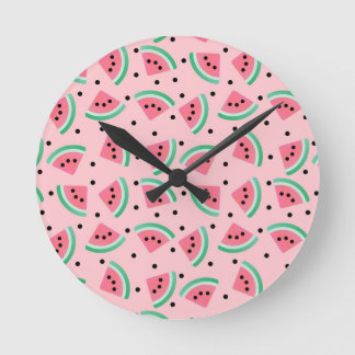 Fun Watermelon Slice Pattern Summer Vibes Runde Wanduhr