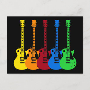 Fünf farbenfrohe E-Gitarren Postkarte