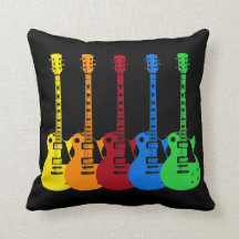 Fünf farbige elektrische Gitarren 