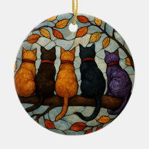 Fünf Katzen auf einem Baumzweig im Buntglasstil