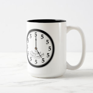 FÜNF UHR-UHR ZWEIFARBIGE TASSE