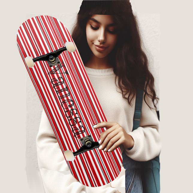 Funktionale asymmetrische moderne lebendige rote S Skateboard (Funky Asymmetric Modern Vibrant Red Stripes Name Skateboard)