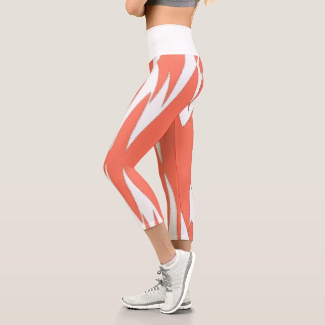 Funky Abstrakt Art Coral White Capri Leggings (Links)