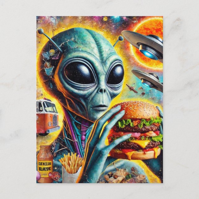 Funky Alien Eats Cheeseburger und Fries Collage Postkarte (Vorderseite)