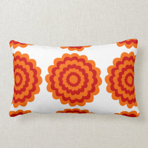 Funky Blume in Orange und in Rotem Lendenkissen