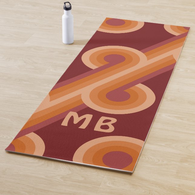 Funky Bold Orange Dark Maroon Red Retro Muster Yogamatte (Beispiel)