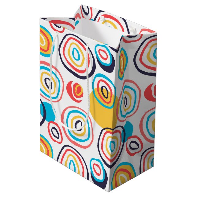 Funky Circle Doodles auf Weiß Mittlere Geschenktüte (Rückseite Schrägansicht)
