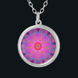 Funky Mandala Versilberte Kette<br><div class="desc">Funky Psychedelic mandala in heißen rosa, lila und hellblau wirbeln Designs mit Fraktal, Teardrop, Blume Blätter und Sonnenburstformen.</div>
