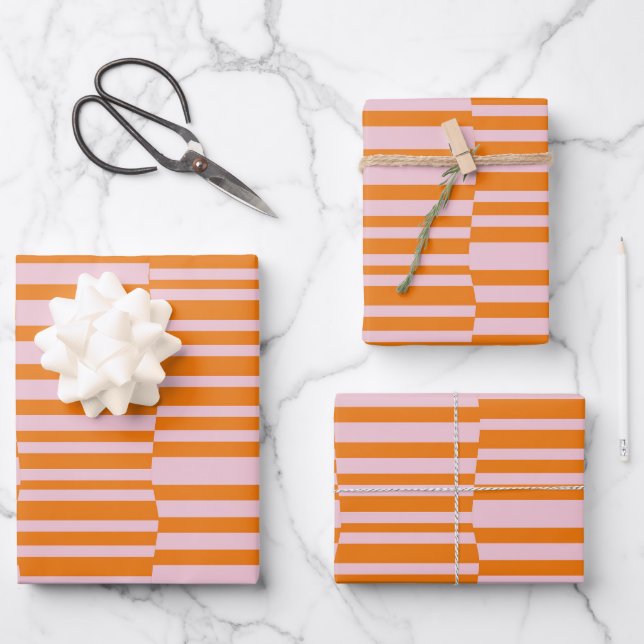 Funky Streifen in orange und weich rosa Geschenkpapier Set (Vorderseite)