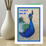 Funny 50. Geburtstagskarte für Frauen Karte<br><div class="desc">Dieser hübsche Pfau bringt dem Empfänger eine lustige Geburtstagsbotschaft. Auf der Vorderseite ist ein Foto eines Pfauens mit den Worten "Sie sehen nicht 50 ... ". In der Karte steht: "... und solange Sie nicht 50 handeln, wird es nur unser kleines Geheimnis sein!" Es ist eine lustige Karte für einen...</div>