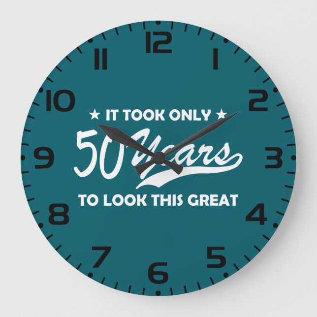 Funny 50th Birthday Retro Typography Große Wanduhr (Vorderseite)