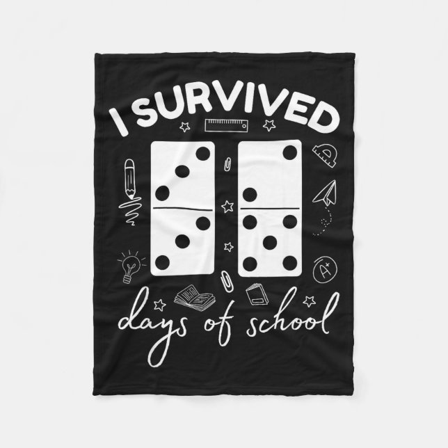 Funny 6 7 Meme I Survived 67 Days Of School Domino Fleecedecke (Vorderseite)