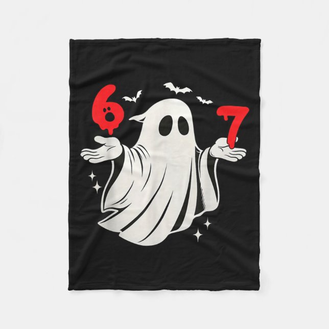Funny 6 7 Six Seven Meme Halloween Humor Ghost Cos Fleecedecke (Vorderseite)