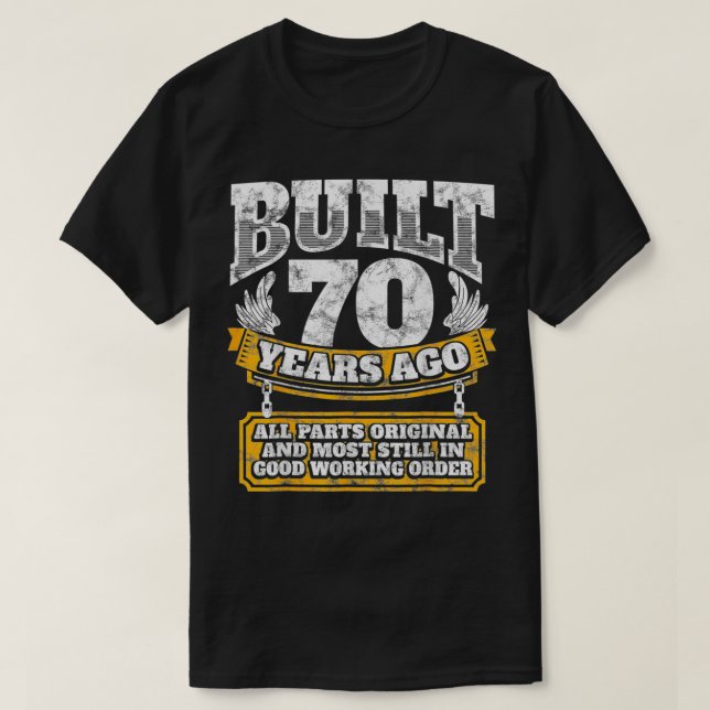 Funny 70th Birthday  BDay Gift Saying Age 70 Year  T-Shirt (Design vorne)