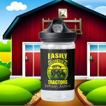 Funny abgelenkte Traktoren geben Namen Trinkflasche<br><div class="desc">Funny abgelenkte Traktoren tragen den Namen Wasser Flasche</div>