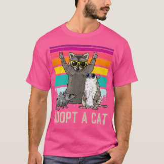 Funny Adoptierte A Cat Raccoon Opossum Skunk Funny T-Shirt