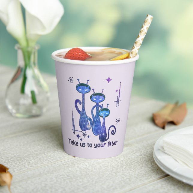 Funny Alien Cats - "Bring uns zu deinem Müll" Pappbecher (In Situ)