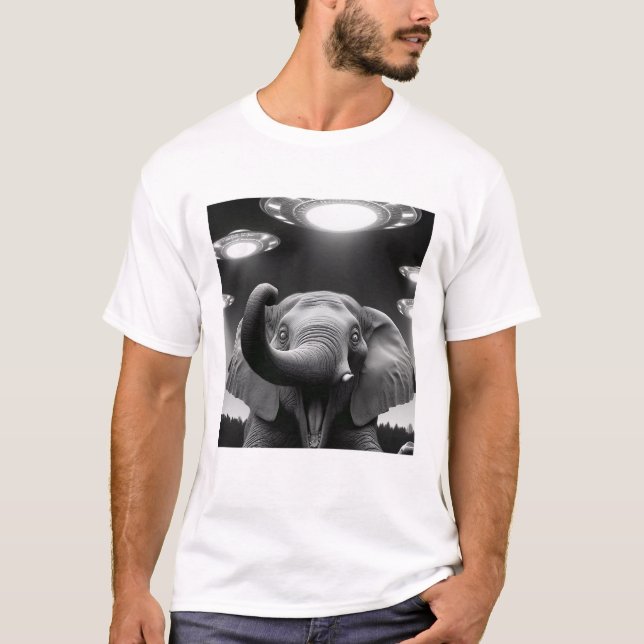 Funny Alien Elephant UFO Elephant Selfie mit UFOs T-Shirt (Vorderseite)