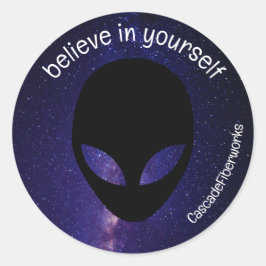 Funny Alien Galaxy Aufkleber, glauben Sie sich sel Runder Aufkleber