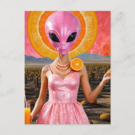 Funny Alien Lady in Pink Postkarte