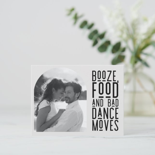 Funny Arch Photo Wedding Save the Date Ankündigungspostkarte (Stehend Vorderseite)