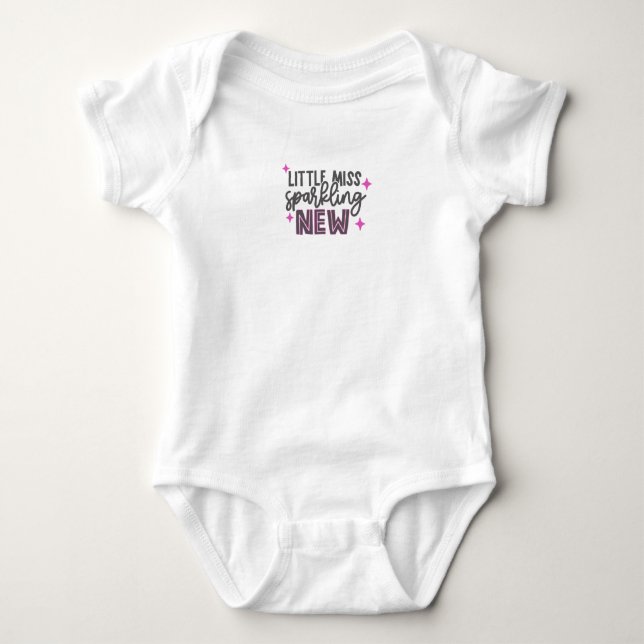 Funny Baby Saying Newborn, Funny Baby Quote Baby Strampler (Vorderseite)
