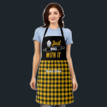 Funny Baking einfach mit ihm Karierten schwarz gel Schürze<br><div class="desc">Lustvolle und coole Schürze,  um das Kochen noch angenehmer zu machen. Personalisiertes Geschenk für Familie und Freunde,  die Liebe Kochen,  Backen und probieren neue Rezepte in der Küche. Passen Sie die Formulierung an Ihren Anlass an. Mit dem Design-Tool können Sie den Schriftart-,  Schriftart- und Schriftart-Typ weiter ändern.</div>