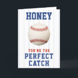 Funny Baseball Dirty Joke Ehefrau Happy Birthday Dankeskarte<br><div class="desc">Die lustige,  freche Geburtstagskarte für Ehemänner und Ehefrauen,  die den perfekten Haken haben! Das Design umfasst blaue Nadelstreifen und einen Baseball / Softball. Die Farbe Rot,  Weiß und Blau. Passen Sie es mit Ihrer persönlichen Nachricht an.</div>