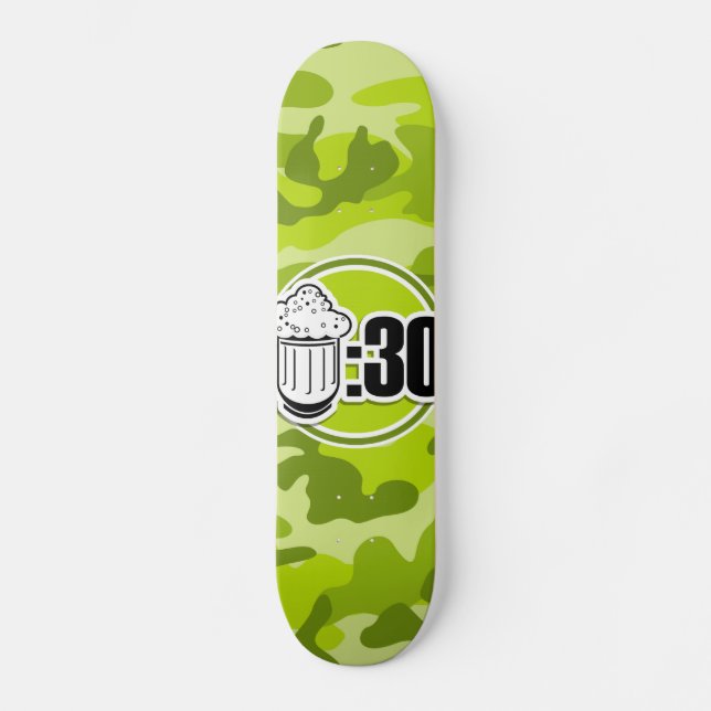 Funny Beer : 30, hellgrüne Camouflage, Tarnung Skateboard (Vorderseite)