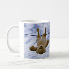 Funny beer die hangt te drogen. kaffeetasse