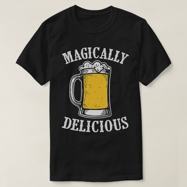 Funny Beer Drinking St Patrick's Day Magic Del T-Shirt (Design vorne)