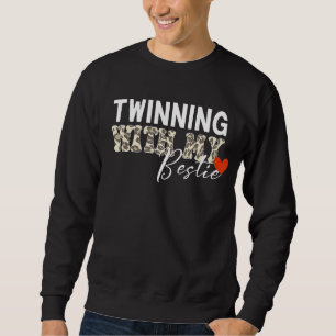 Funny Besties zitieren Twinning mit meiner Bestie  Sweatshirt