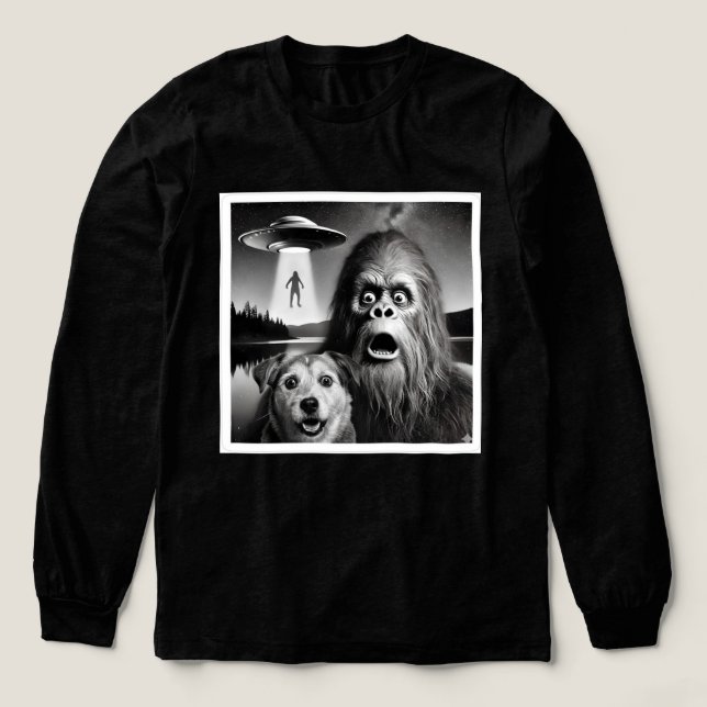 Funny Bigfoot & Dog for  Alien believers  Tri-Blend Shirt (Design Vorderseite)
