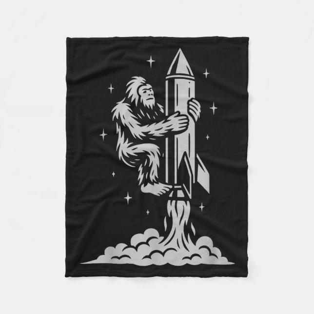 Funny Bigfoot Flying Into Space With Stars And Cos Fleecedecke (Vorderseite)