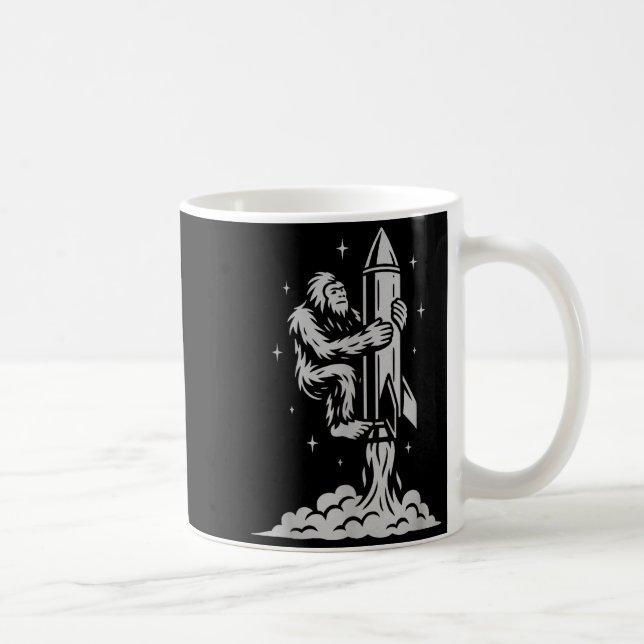 Funny Bigfoot Flying Into Space With Stars And Cos Kaffeetasse (Rechts)