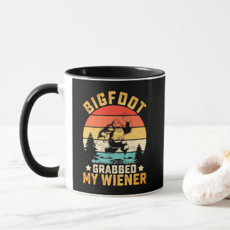 Funny Bigfoot Grabbed My Weiner Coffee Tasse