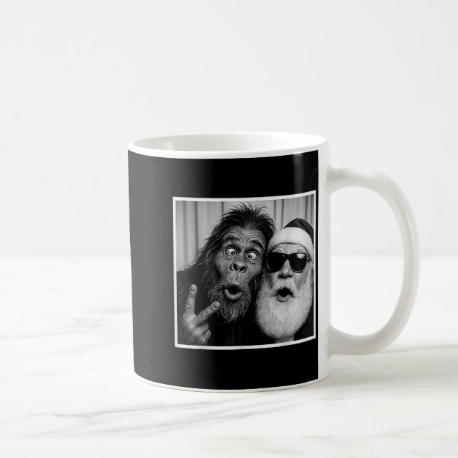 Funny Bigfoot Photobooth With Santa Christmas Xmas Kaffeetasse (Rechts)