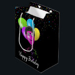 Funny Birthday Balloon Face on Black Mittlere Geschenktüte<br><div class="desc">Farbenfrohe Konfetti- und Geburtstagsballons mit kinkigem Haar und Gläsern auf schwarzem Hintergrund. Die Hintergrundfarbe kann geändert werden.</div>