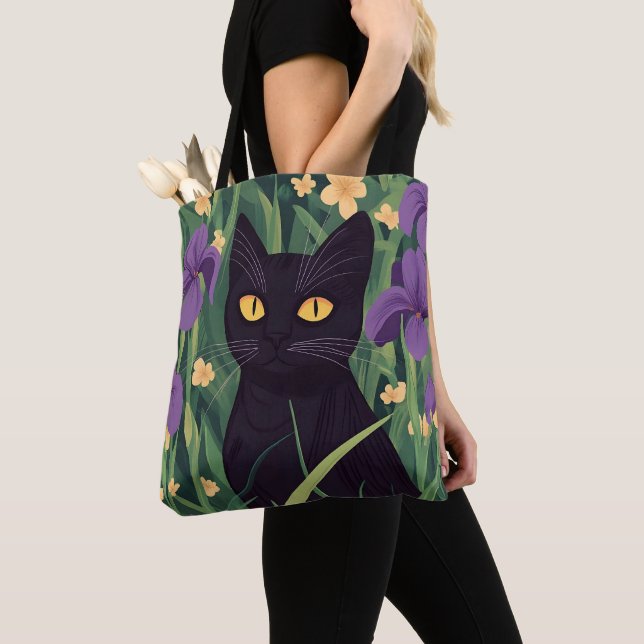 Funny Black cat and Beautiful Flower Tasche (Von Nahem)