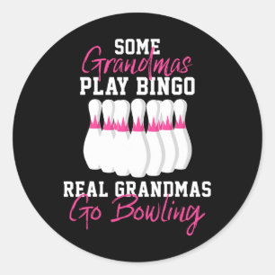 Funny Bowling Geschenk für Oma Runder Aufkleber