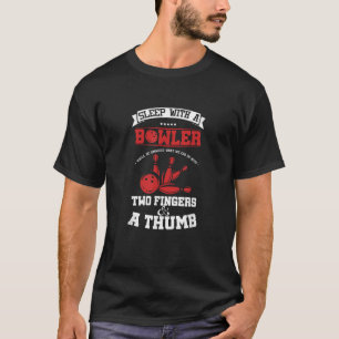Funny Bowling Puns schlafen mit Bowler Spaß T-Shirt