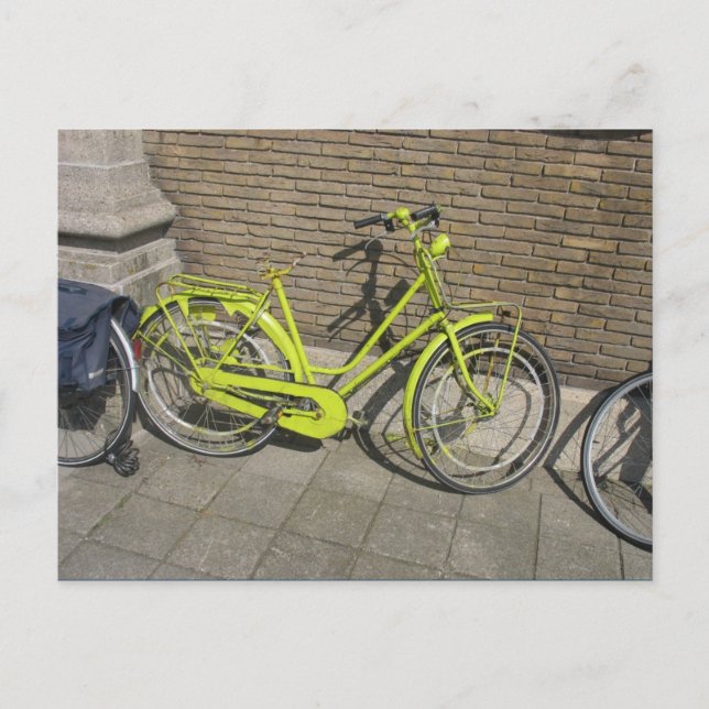 Funny Bright Yellow Bicycle Postkarte (Vorderseite)
