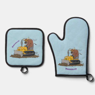 Funny Bulldozer Driving Cartoon Ofenhandschuh & Topflappen-Set