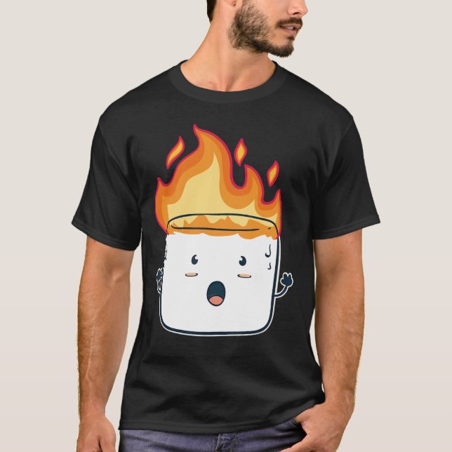 Funny Burning Marshmallow Camping T-Shirt (Vorderseite)