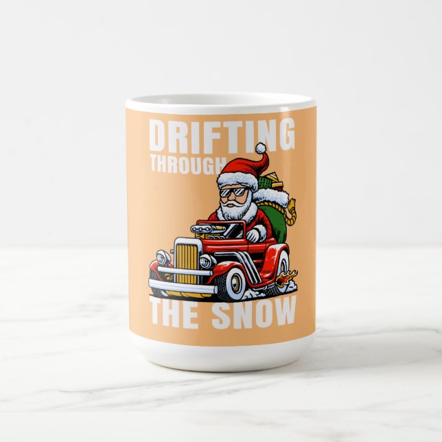 Funny Car Driving Santa as Drifting Through The Kaffeetasse (Mittel)