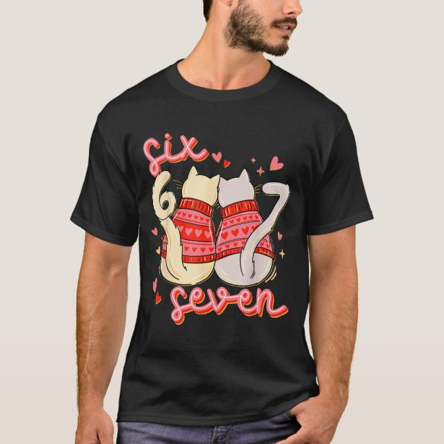 Funny Cat 67 Meme Six Seven Gen Alpha Slang Valent T-Shirt (Vorderseite)