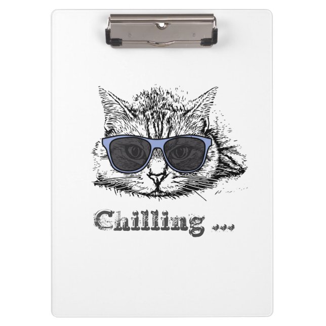 Funny Cat Chilling With Cute Sunglasses           Klemmbrett (Vorderseite)